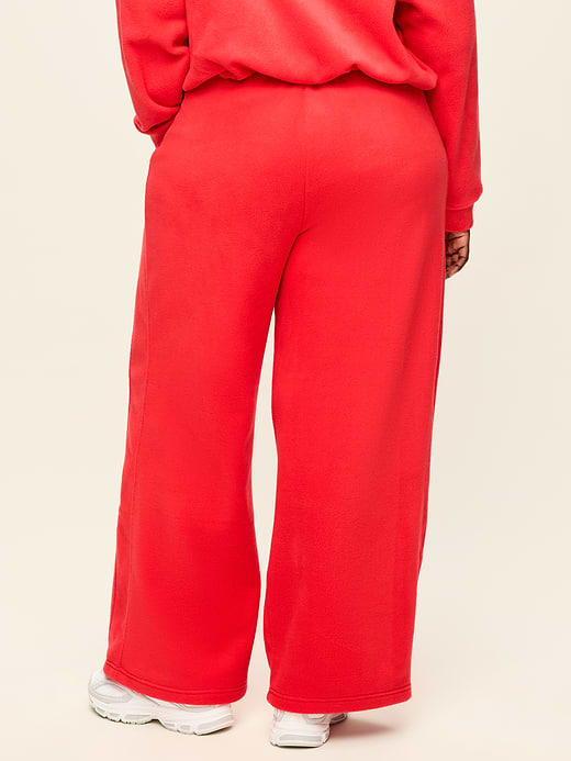 Old Navy Extra High-Waisted Performance Fleece Wide-Leg Sweatpants — photo 8