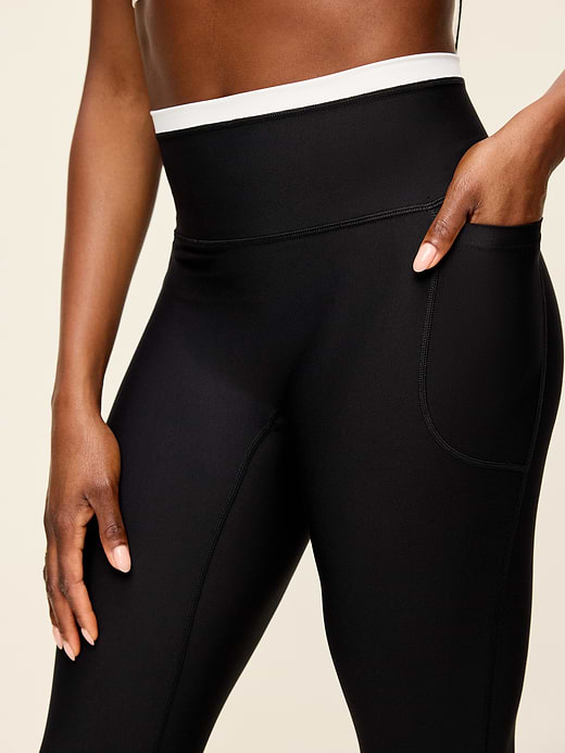 Old Navy Extra-High Waisted PowerSoft Boundless 7/8 Pocket Leggings – No Front Seam — photo 16
