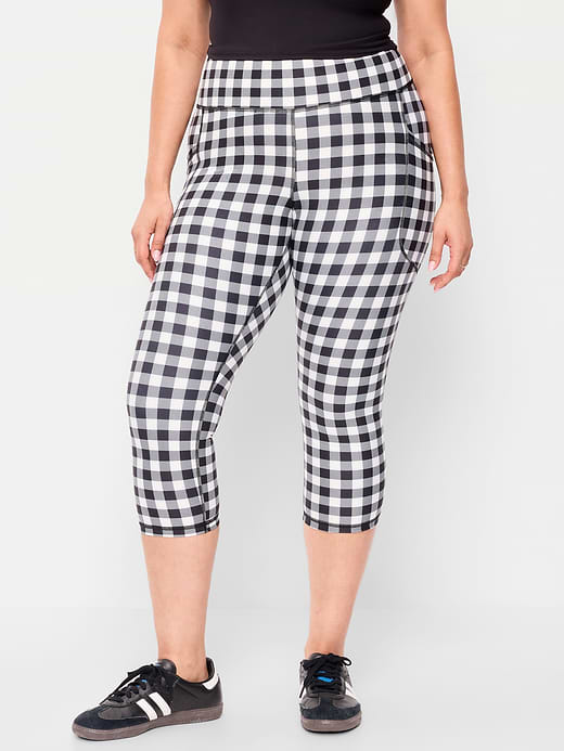 Old Navy High-Waisted PowerSoft Crop Pocket Leggings — photo 7