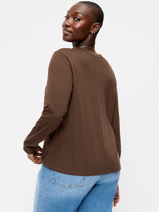 Old Navy EveryWear Long-Sleeve T-Shirt — photo 6