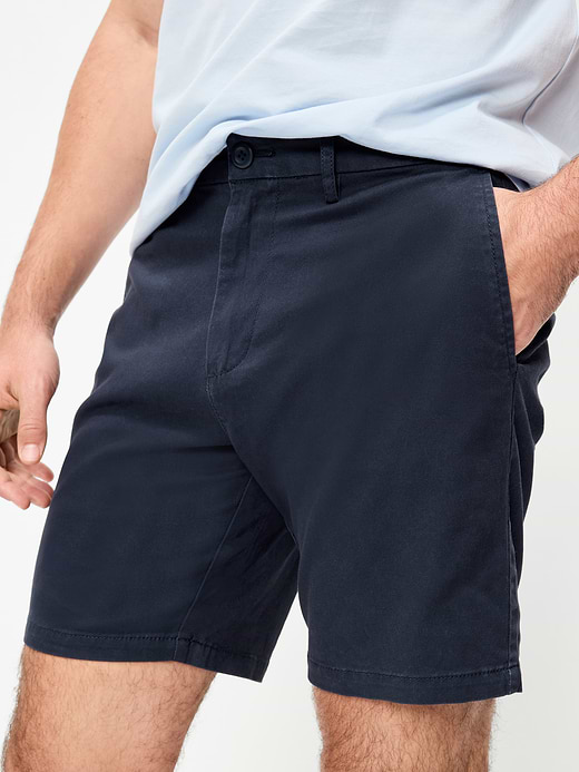 Old Navy Slim Built-In Flex Rotation Chino Shorts -- 8-inch inseam — photo 5