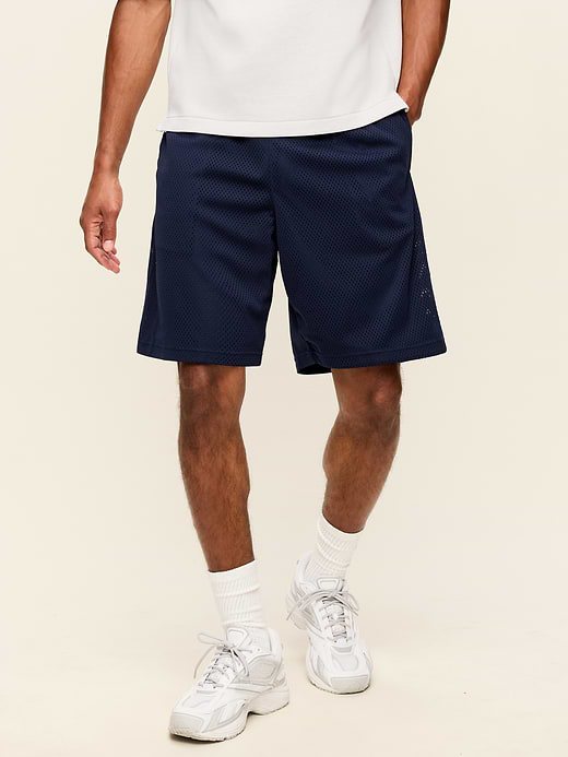 Old Navy Baggy Mesh Shorts -- 9-inch inseam — photo 1