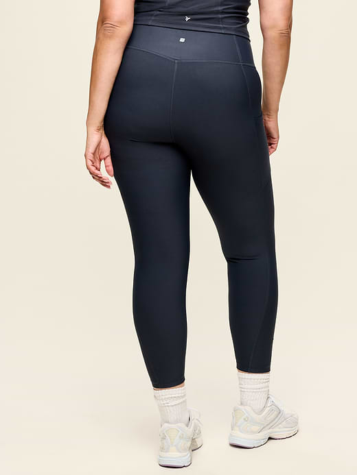 Old Navy High-Waisted PowerSoft 7/8 Pocket Leggings — photo 9