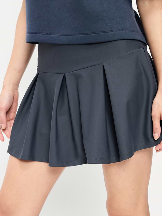 Old Navy Extra High-Waisted Drop-Waist PowerSoft Skort — photo 4