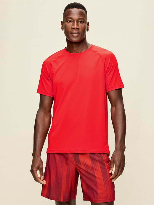 Old Navy Slim Fit Performance Vent T-Shirt