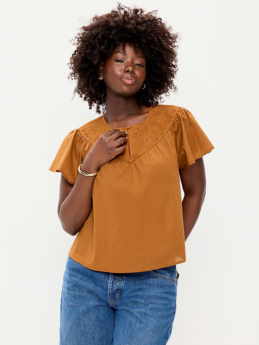 Old Navy Short-Sleeve Embroidered Trousseau Top — photo 6