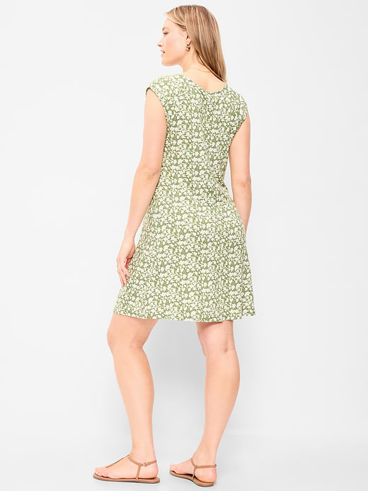 Old Navy Short-Sleeve Scoop-Neck Mini Dress — photo 8