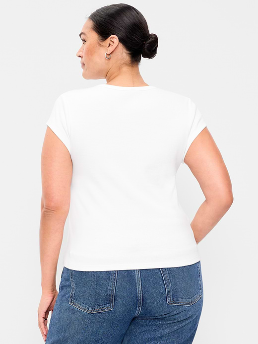 Old Navy Snug High V-Neck T-Shirt — photo 8