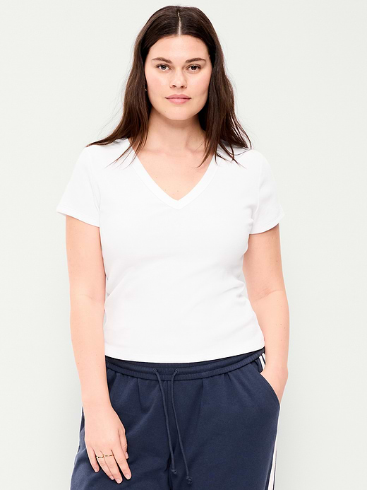 Old Navy Snug Crop V-Neck Ribbed T-Shirt — photo 6