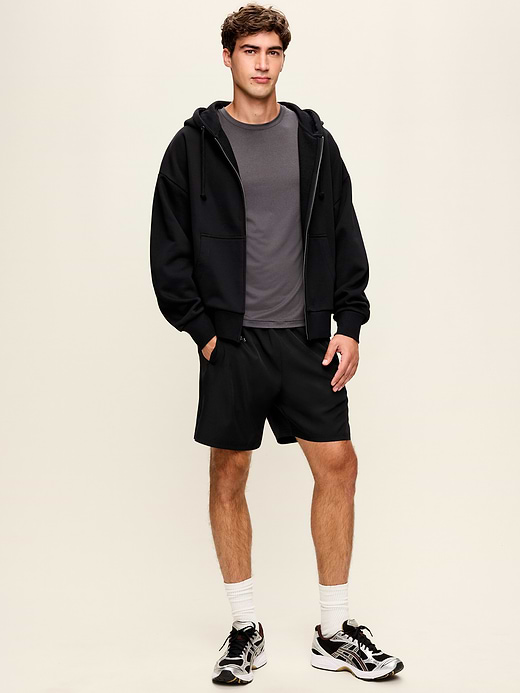 Old Navy StretchTech Workout Shorts -- 7-inch inseam — photo 3