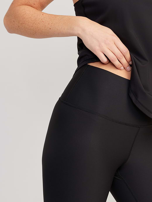 Old Navy High-Waisted PowerSoft Crop Leggings — photo 5