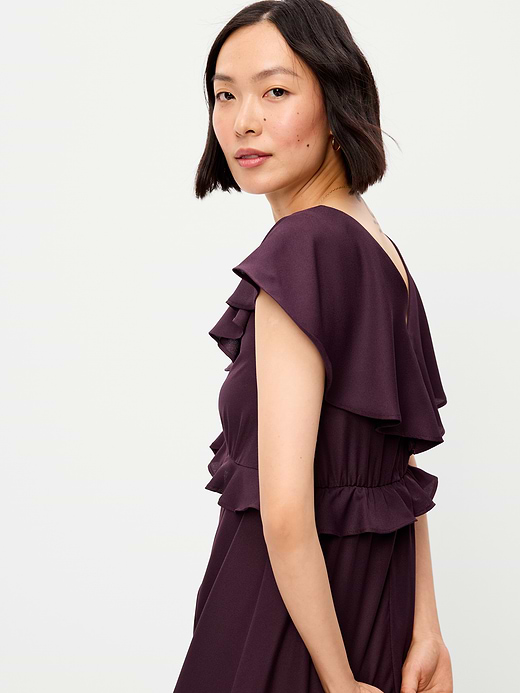 Old Navy Flutter-Sleeve Crepe Maxi Dress — photo 6