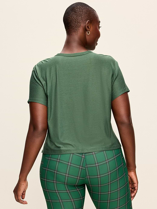 Old Navy CloudMotion T-Shirt — photo 7