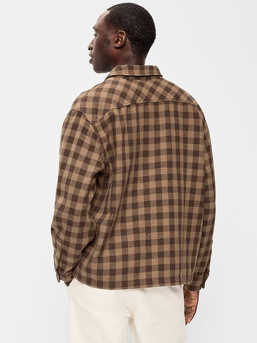 Old Navy Long-Sleeve Heavyweight Plaid Flannel Pocket Shirt — photo 3