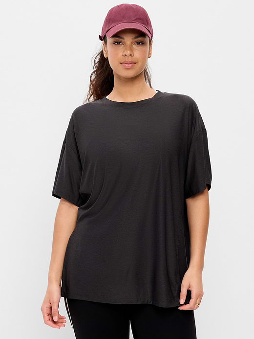 Old Navy CloudMotion Short-Sleeve Tunic — photo 6