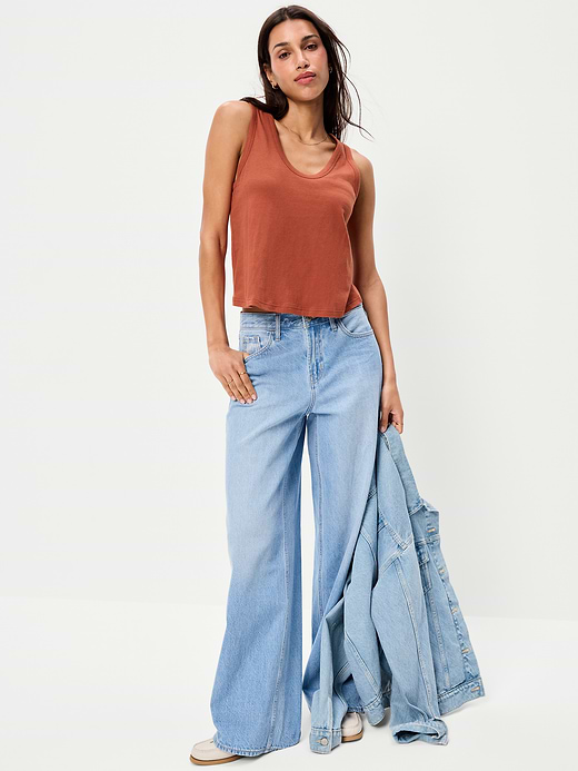 Old Navy Relaxed Scoop-Neck Tank Top — photo 4