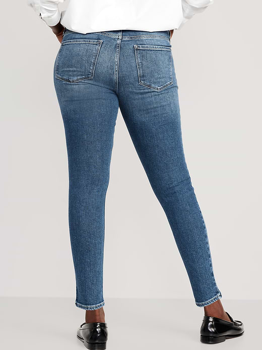 Old Navy Mid-Rise Rockstar Super-Skinny Ankle Jeans — photo 7