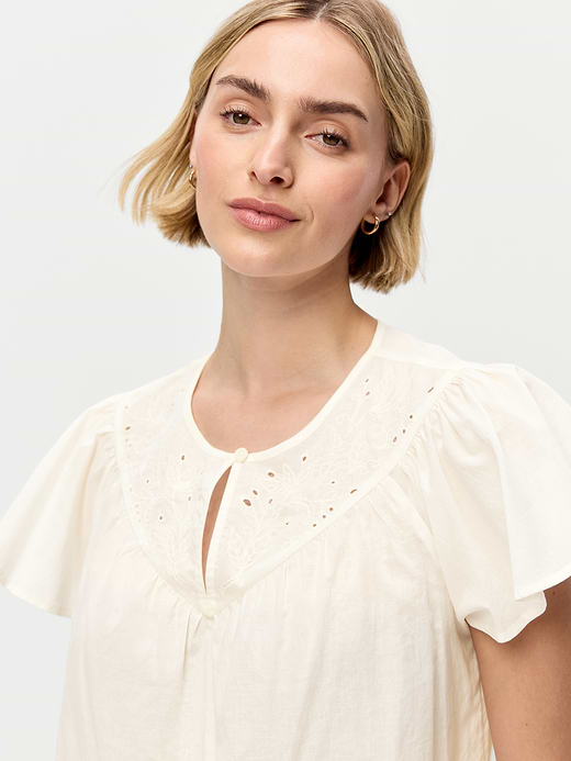 Old Navy Short-Sleeve Embroidered Trousseau Top — photo 5