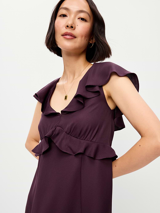 Old Navy Flutter-Sleeve Crepe Maxi Dress — photo 5