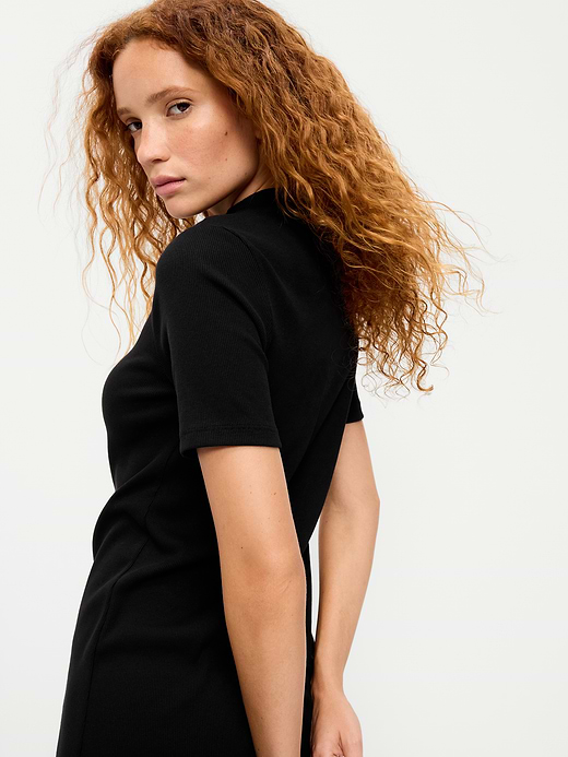 Old Navy Snug Mock-Neck Bodycon Mini Dress — photo 5