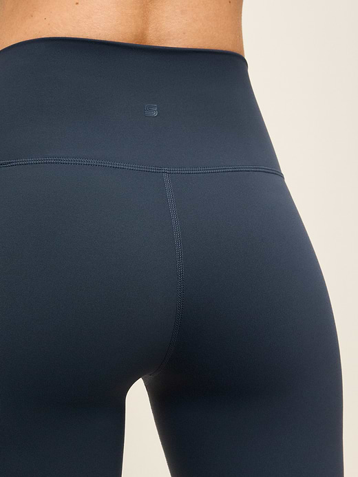 Old Navy High-Waisted StudioSmooth 7/8 Leggings — photo 5