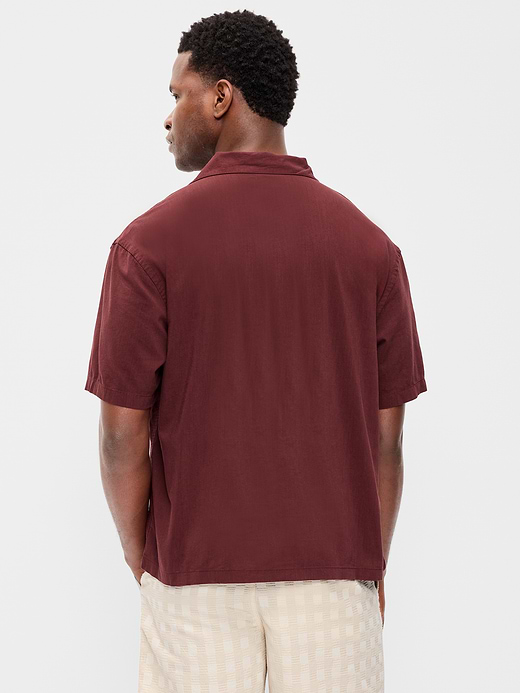 Old Navy Short-Sleeve Heavyweight Graphic Shirt — photo 3