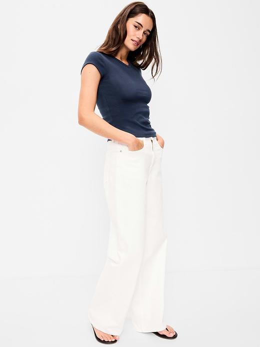 Old Navy Snug High V-Neck T-Shirt — photo 4