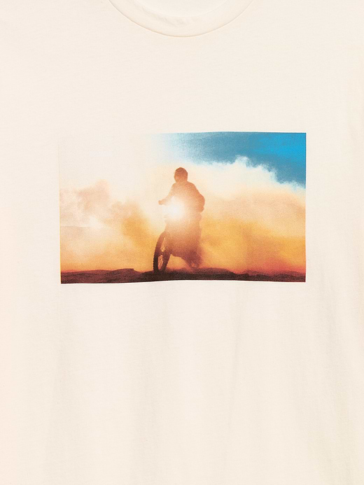 Old Navy Graphic T-Shirt — photo 3