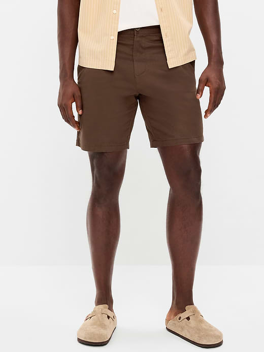 Old Navy Slim Built-In Flex Rotation Chino Shorts -- 8-inch inseam — photo 3