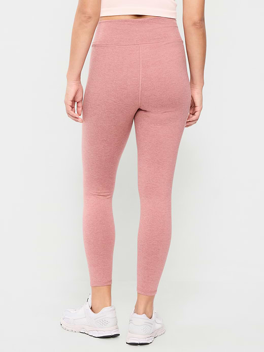 Old Navy Extra High-Waisted CloudComfy 7/8 Leggings — photo 6