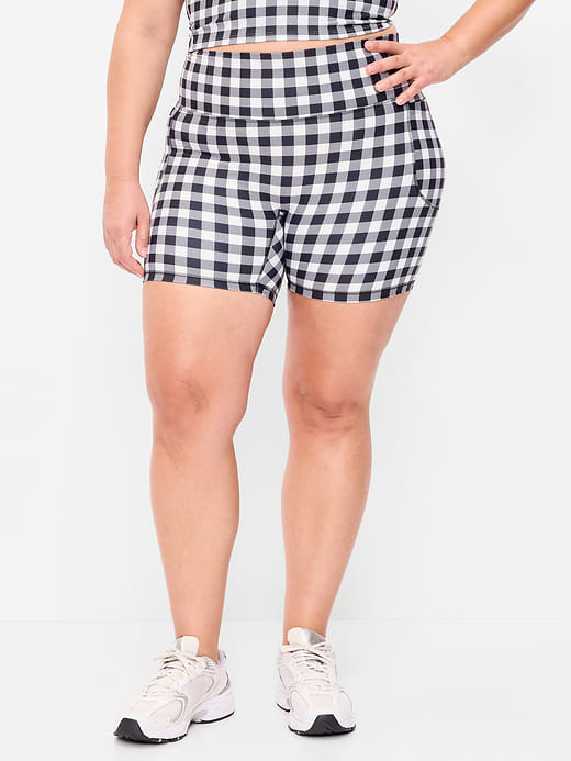 Old Navy Extra-High Waisted PowerSoft Boundless Pocket Biker Shorts-- 6-inch inseam - No Front Seam — photo 7