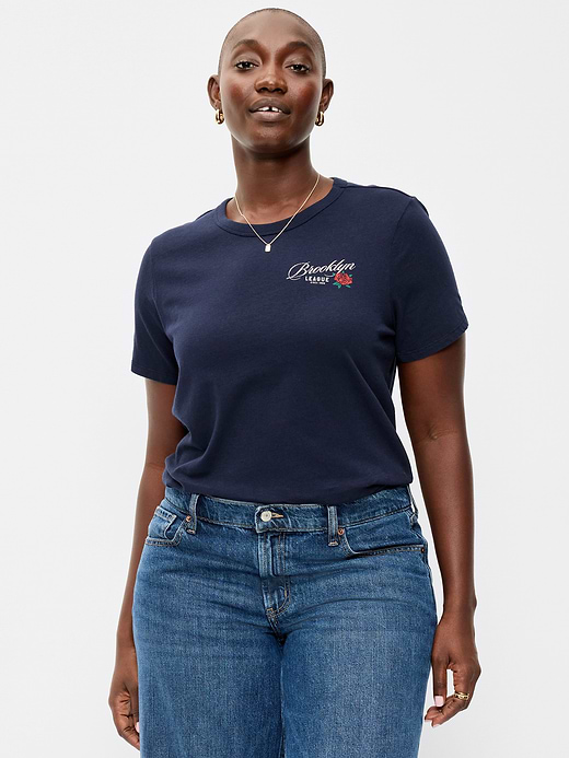 Old Navy EveryWear Crew-Neck Graphic T-Shirt — photo 6