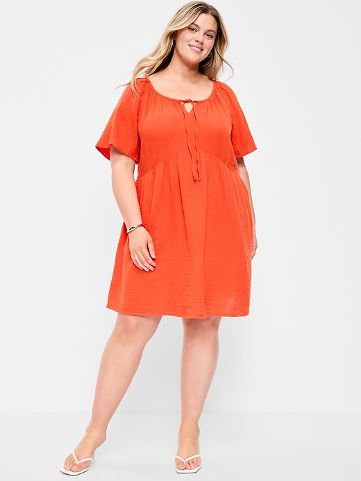 Old Navy Maternity Crinkle Gauze Flutter-Sleeve Mini Swing Dress — photo 4