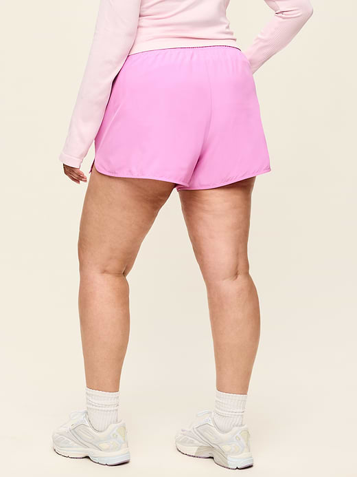 Old Navy Extra High-Waisted Crinkle Run Shorts -- 3-inch inseam — photo 7