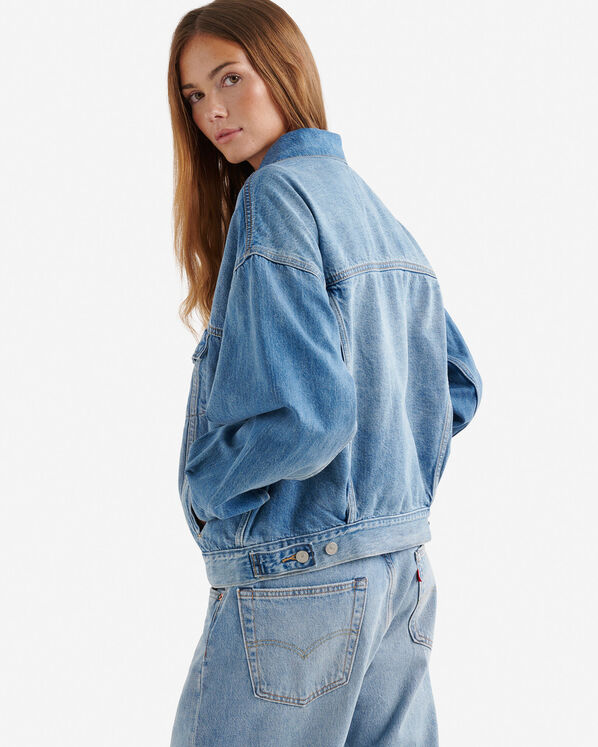 Levis Levi's® 90s Womens Trucker Jacket — photo 2