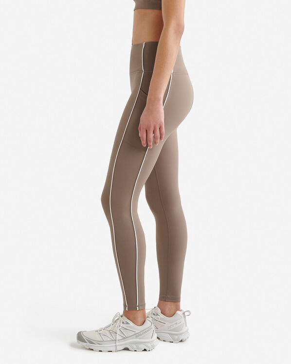 Roots Restore Stretch Piped Legging — photo 3