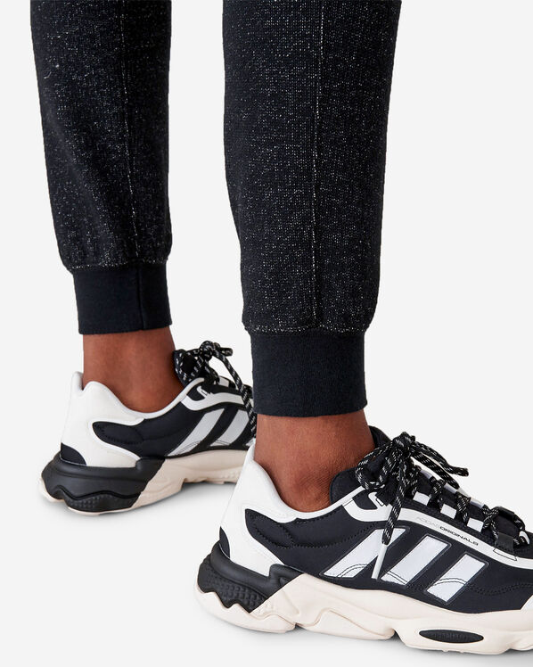 Roots Slim Cuff Sweatpant Short (26 Inch Inseam) — photo 11