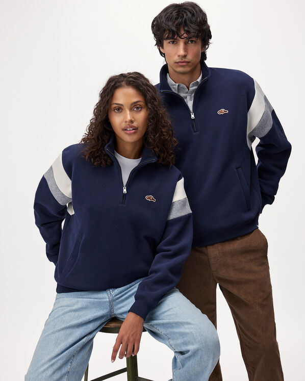 Roots Beavermark Quarter Zip — photo 1