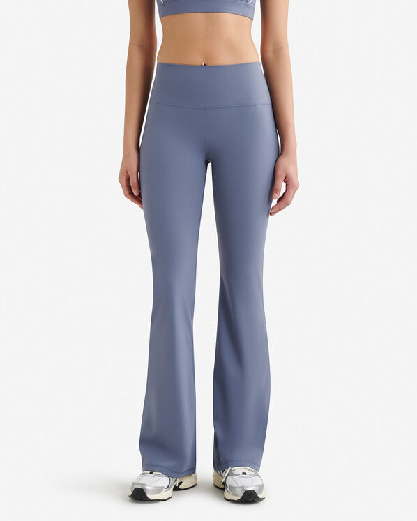 Roots Restore Stretch Flare Legging — photo 1