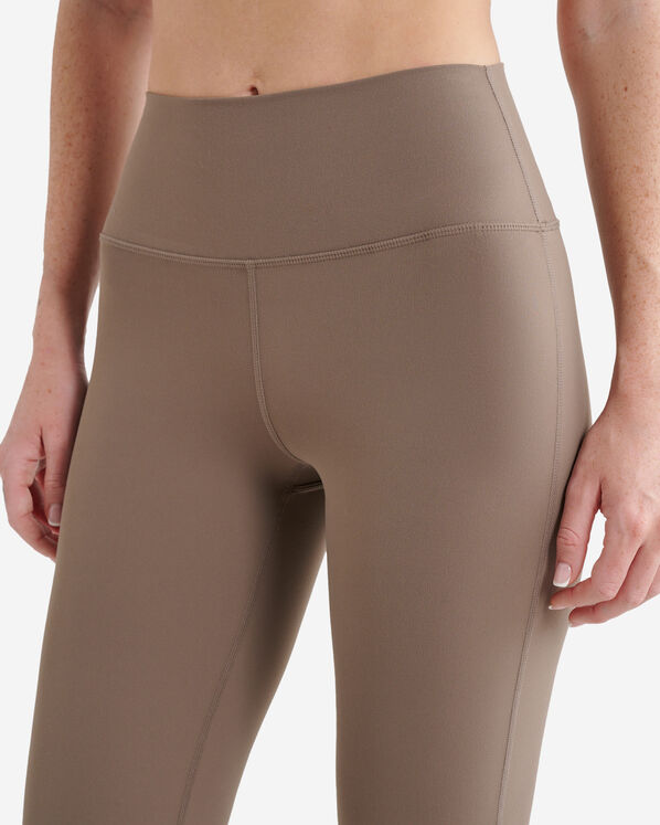 Roots Restore Stretch Flare Legging — photo 5