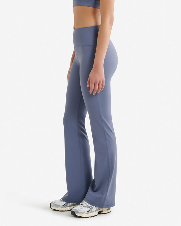 Roots Restore Stretch Flare Legging — photo 3