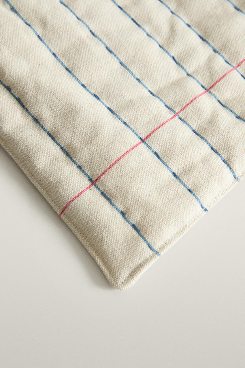 ZARA KIDS' PAPER PLANE PLACEMAT — photo 2